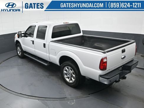 Used 2016 Ford F250 XLT w/ XLT Premium Package image 45