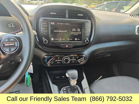 Used 2024 Kia Soul LX w/ Option Group 015 FWD image 19