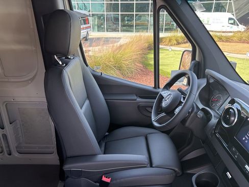 New 2026 Mercedes-Benz Sprinter 2500 image 35