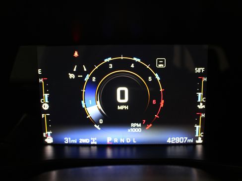Used 2023 Chevrolet Colorado Trail Boss w/ Technology Package AWD/4WD image 14