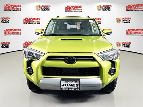Certified 2023 Toyota 4Runner TRD Off-Road image 11