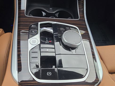 New 2026 BMW X5 sDrive40i w/ Premium Package RWD image 9