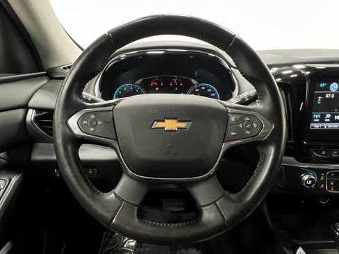 Used 2019 Chevrolet Traverse LT w/ LT Premium Package AWD/4WD image 24
