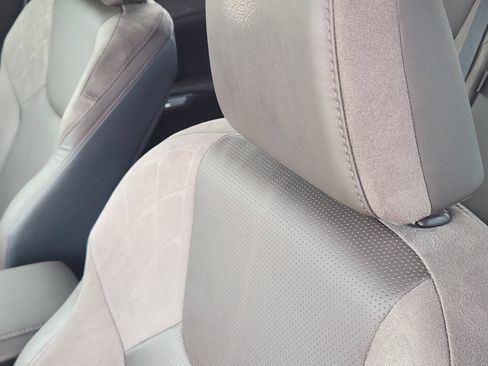 Used 2023 Lexus RX 350 FWD w/ Accessory Package image 16