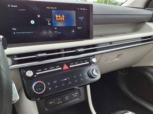 Used 2025 Hyundai Tucson Limited AWD/4WD image 26