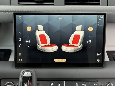 Certified 2025 Land Rover Defender 90 S image 29