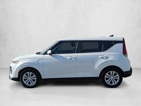 Used 2021 Kia Soul LX image 5