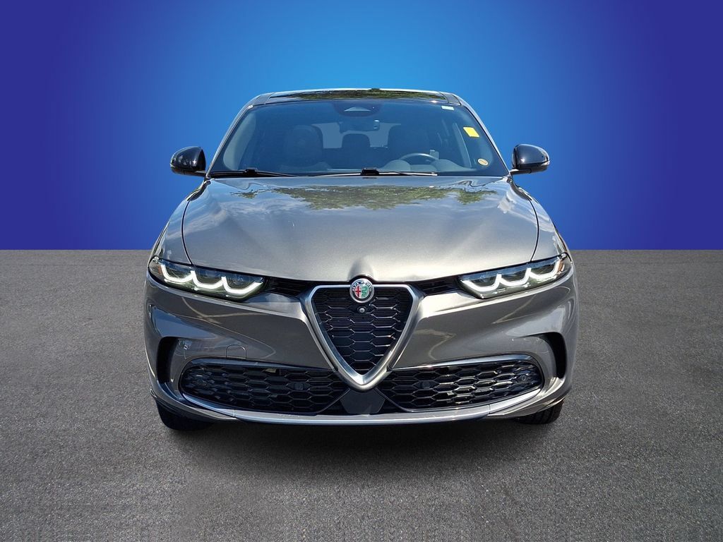 Used 2024 Alfa Romeo Tonale Ti w/ Active Assist Package AWD/4WD image 2