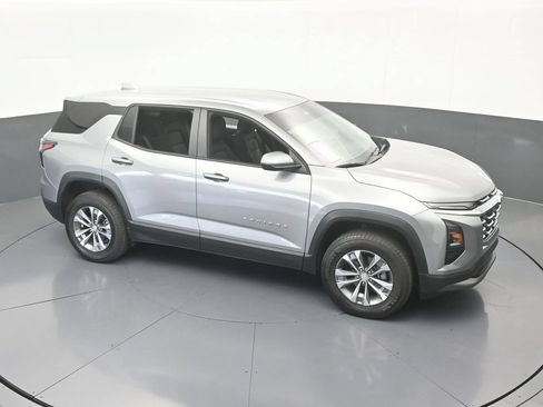 Used 2026 Chevrolet Equinox LT FWD image 50