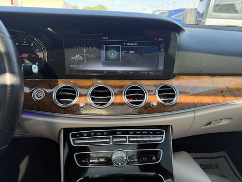 Used 2017 Mercedes-Benz E 300 image 14