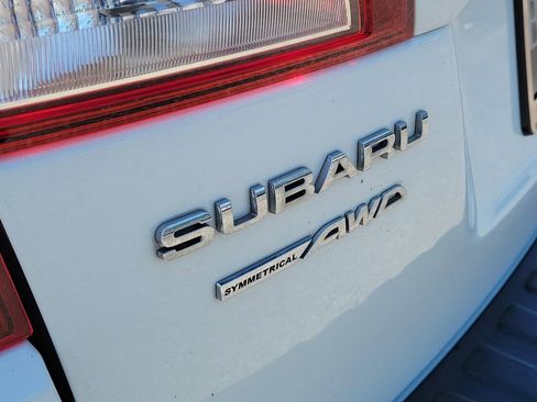 Used 2015 Subaru Outback 3.6R Limited AWD/4WD image 5