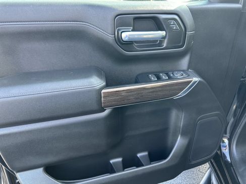 Used 2019 Chevrolet Silverado 1500 LT Trail Boss AWD/4WD image 20