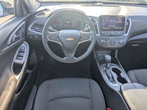 Used 2023 Chevrolet Malibu LT image 17
