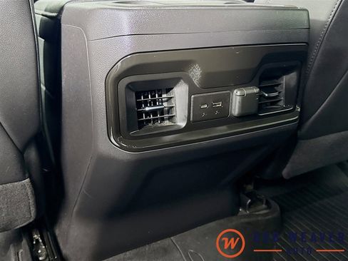 Used 2021 Chevrolet Silverado 1500 LT Trail Boss w/ LT Trail Boss Premium Package image 27