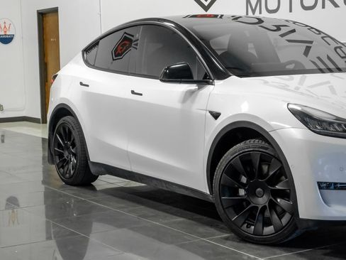 Used 2021 Tesla Model Y Long Range AWD/4WD image 6