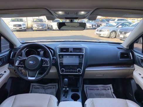 Used 2018 Subaru Outback 2.5i Limited AWD/4WD image 15