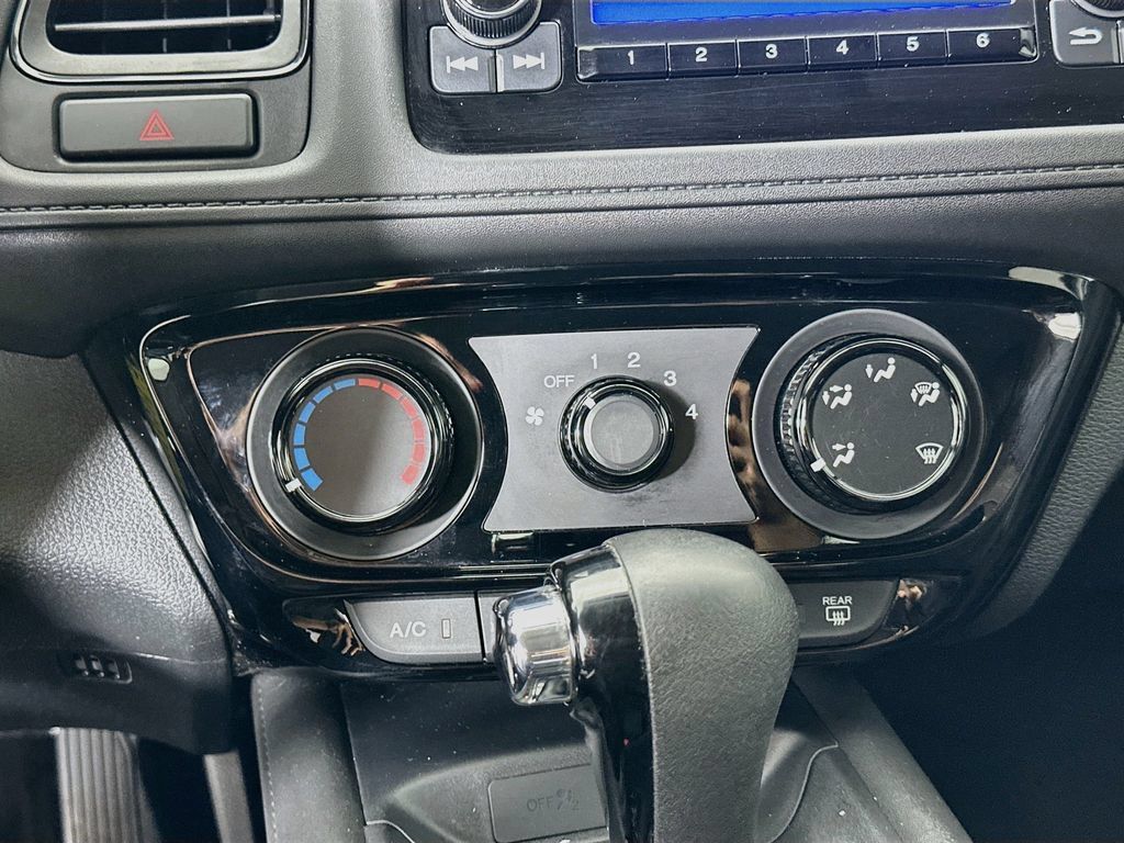 Used 2016 Honda HR-V LX image 15