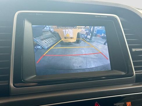 Used 2018 Hyundai Sonata Sport w/ Tech Package 05 FWD image 14