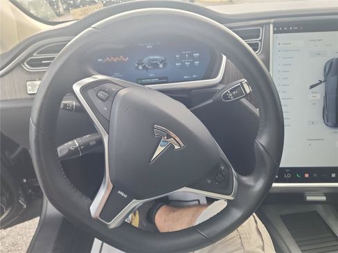 Used 2013 Tesla Model S RWD image 29