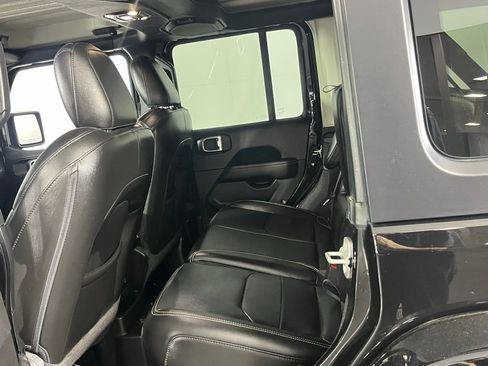 Used 2023 Jeep Wrangler Unlimited Sahara w/ Cold Weather Group image 23