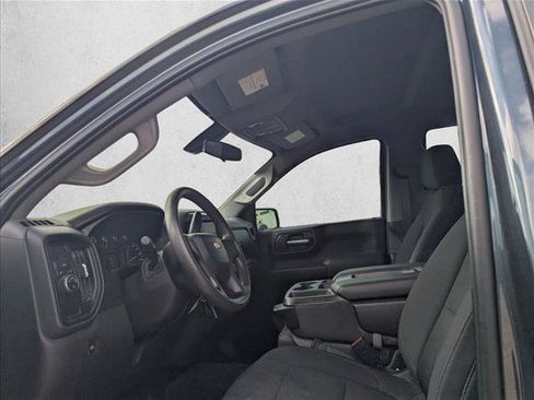 Used 2020 Chevrolet Silverado 1500 Custom w/ Custom Value Package RWD image 12