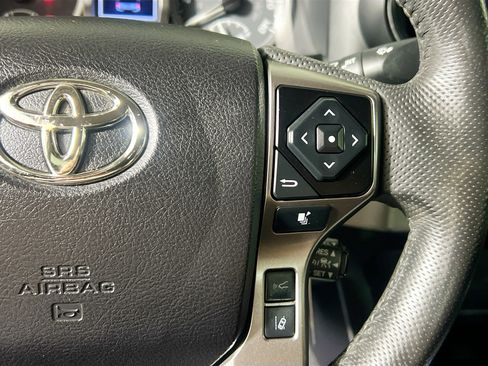 Used 2022 Toyota Tacoma SR5 w/ Technology Package RWD image 19