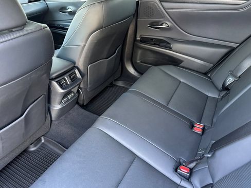 Certified 2025 Lexus ES 300h w/ Premium Package FWD image 14