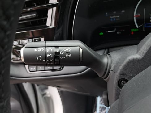Used 2026 Lexus TX 500h AWD w/ Technology Package image 29