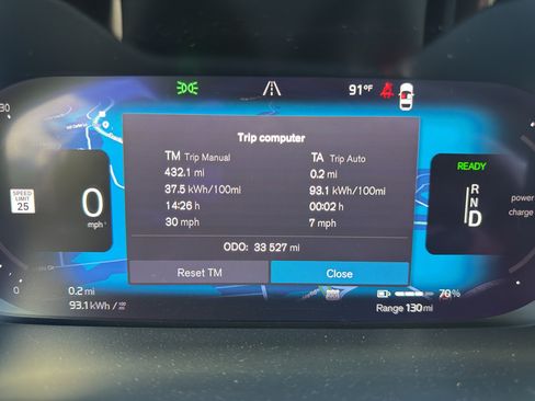 Used 2023 Volvo C40 P8 Recharge Ultimate AWD/4WD image 13