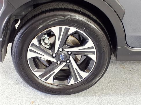 Certified 2025 Subaru Crosstrek 2.0i Premium AWD/4WD image 6