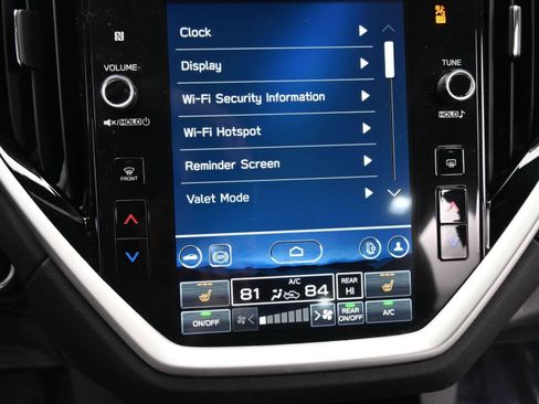 Used 2023 Subaru Ascent Limited image 18