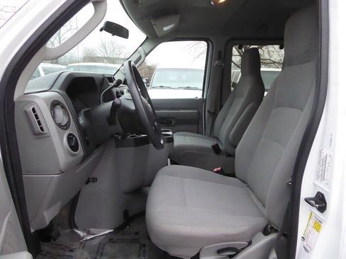 Used 2012 Ford E-350 and Econoline 350 XL w/ Interior Upgrade Pkg image 18