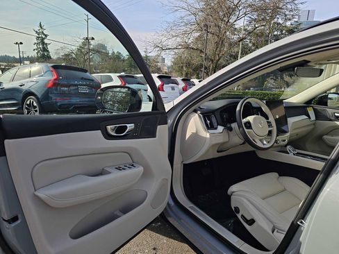 New 2026 Volvo XC60 B5 Ultra w/ Protection Package Premier image 23