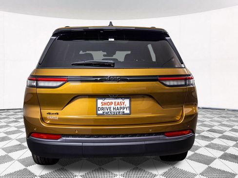 New 2026 Jeep Grand Cherokee Limited AWD/4WD image 17