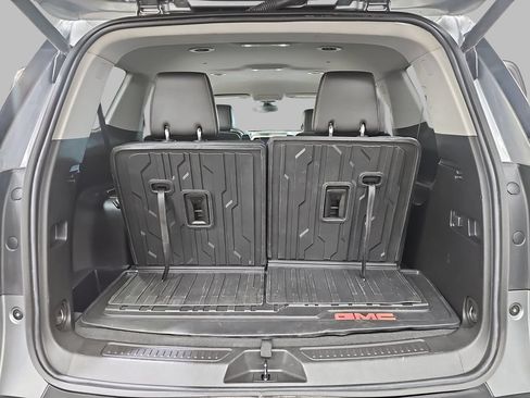 Certified 2023 GMC Acadia SLT w/ Preferred Package AWD/4WD image 15