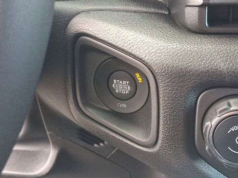 New 2026 Jeep Gladiator Sport image 15