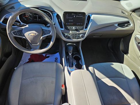 Used 2024 Chevrolet Malibu LT image 9