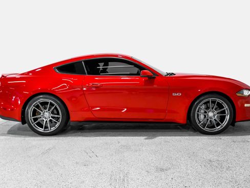 Used 2018 Ford Mustang GT Premium RWD image 5