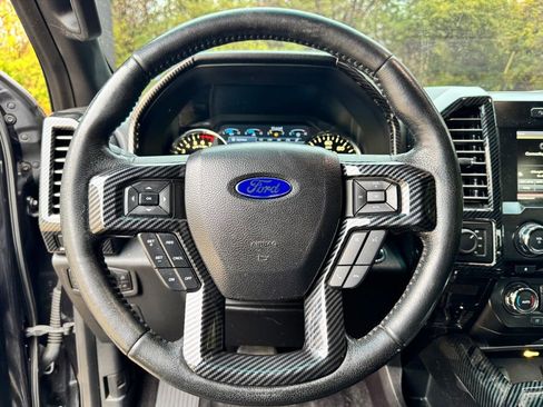 Used 2015 Ford F150 Lariat image 20