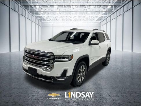 Used 2023 GMC Acadia SLE w/ Driver Convenience Package image 1