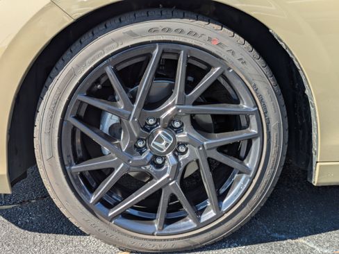 Used 2025 Honda Civic Sport image 30