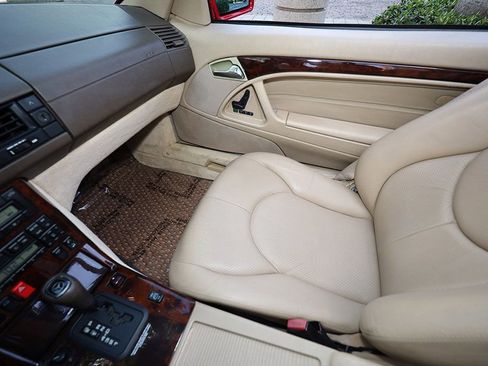 Used 1997 Mercedes-Benz SL 320 image 38
