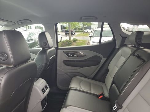 Certified 2019 GMC Terrain SLT w/ Preferred Package AWD/4WD image 10