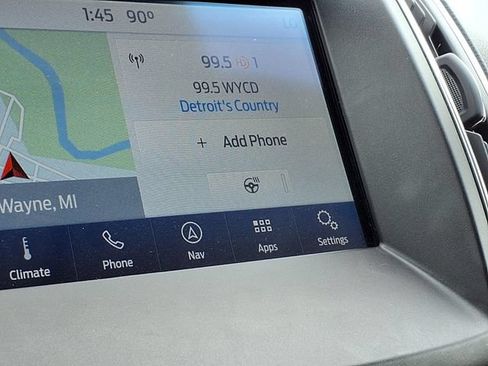 Used 2020 Ford Edge Titanium w/ Equipment Group 301A AWD/4WD image 9