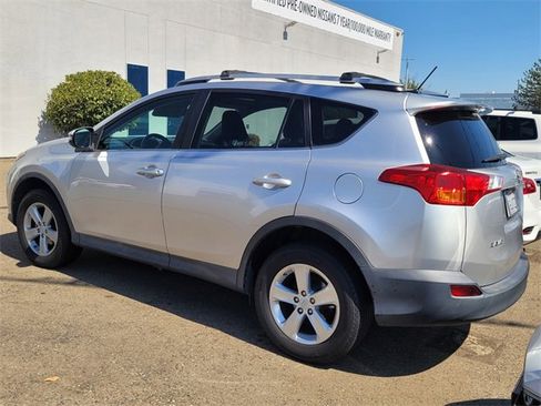 Used 2014 Toyota RAV4 XLE image 4