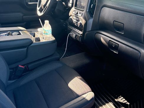 Used 2023 Chevrolet Silverado 1500 Custom image 14