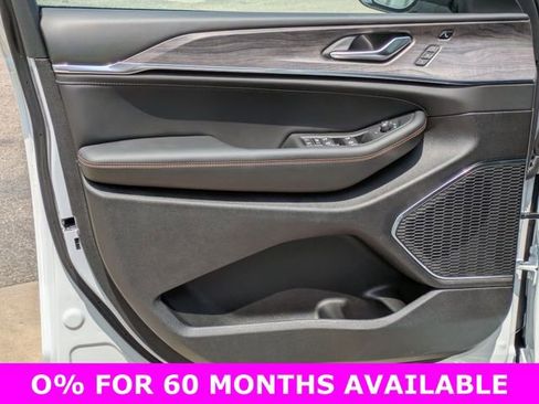 New 2025 Jeep Grand Cherokee L Overland w/ Advanced Protech Group III AWD/4WD image 12