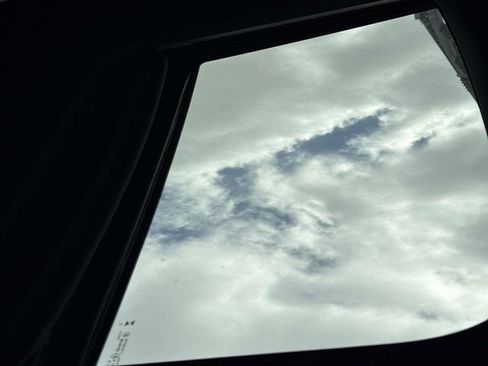 Used 2023 GMC Sierra 1500 Denali w/ Denali Reserve Package image 9