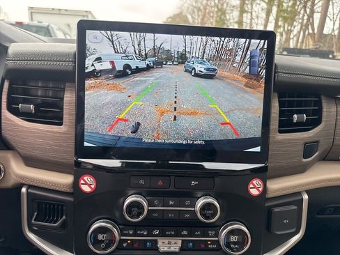 Used 2024 Ford Expedition Max Limited image 19