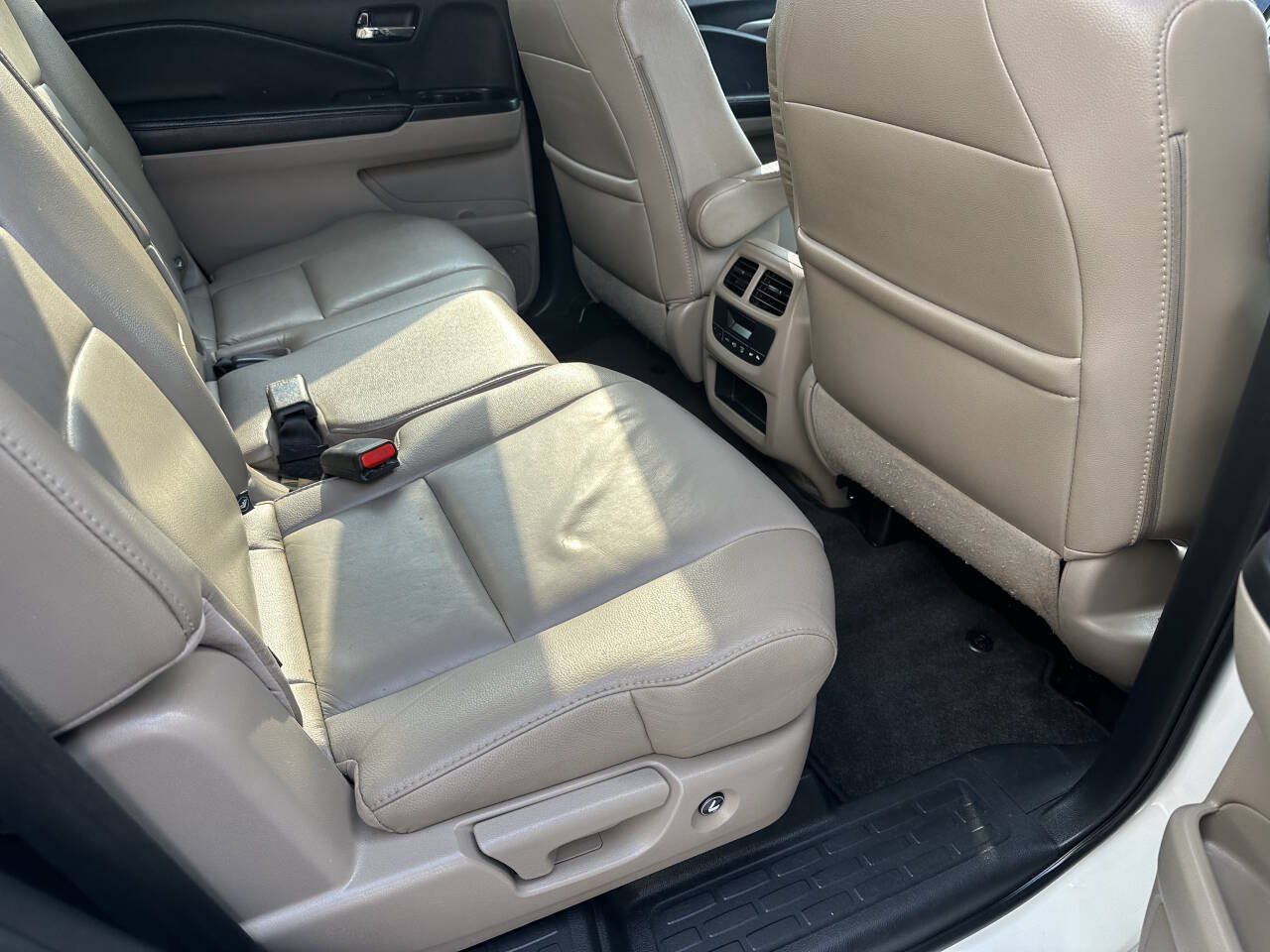 Used 2016 Honda Pilot EX-L image 12